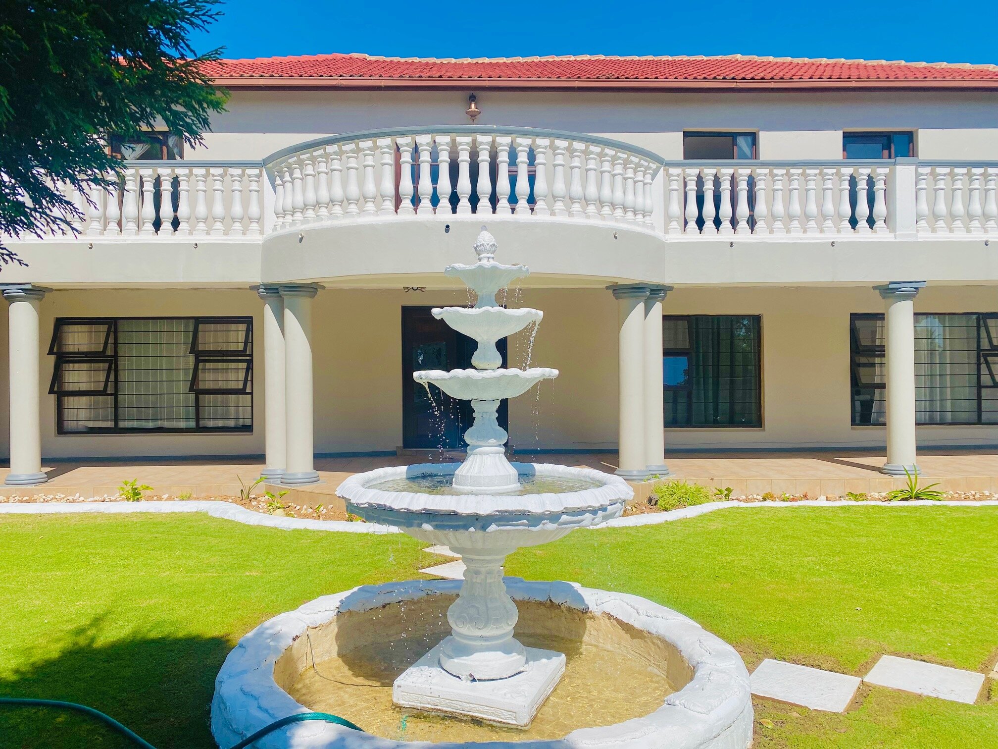Airport Royal Guest House-浴室