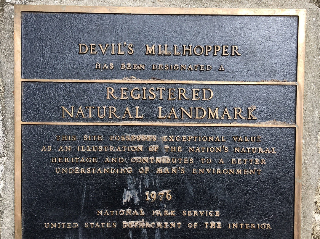 Devil's Millhopper Geological State Park景点图片