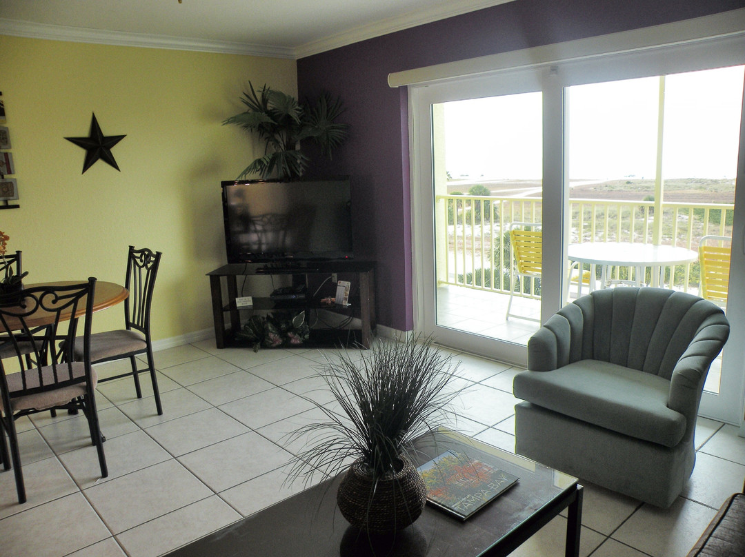 South Beach Condo Hotel主图