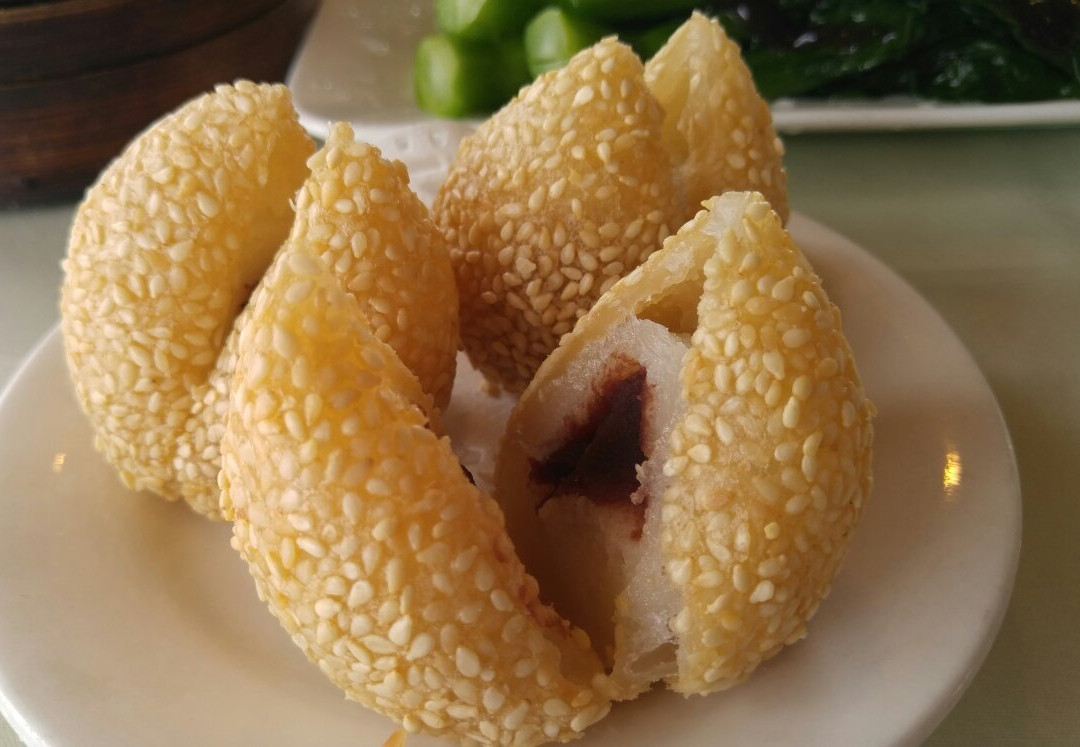 Lucky House Chinese Restaurant