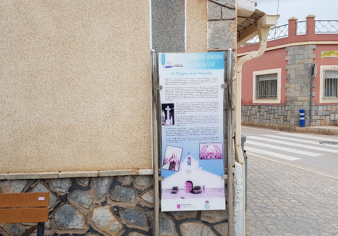 Ermita Virgen de la Luz-Fuente Alamo必去景点