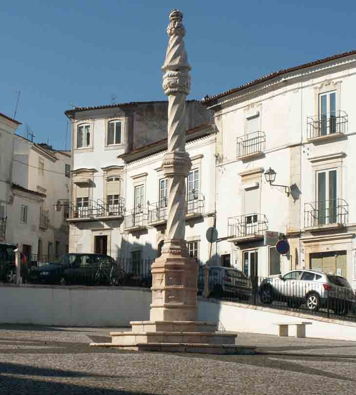 Pelourinho de Estremoz景点图片