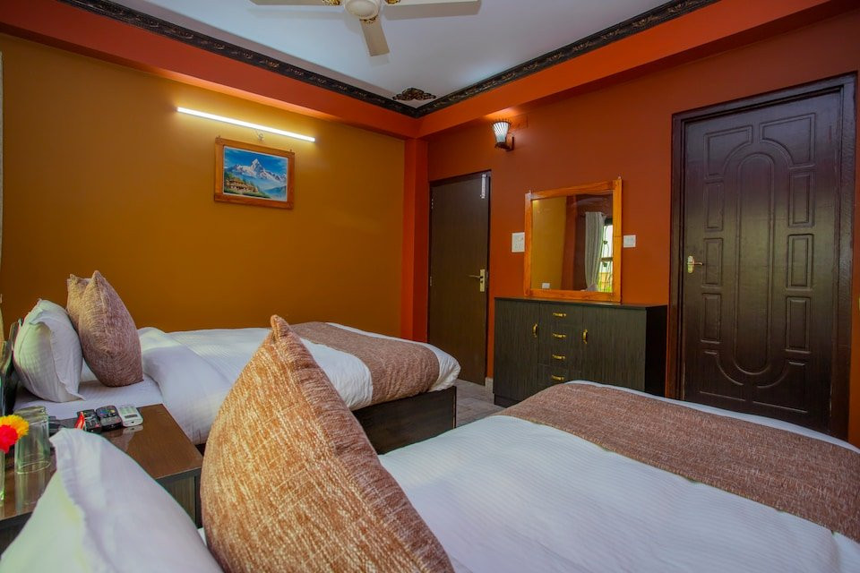 OYO 348 Hotel Park Treasure主图