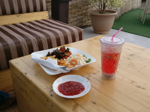 Summerset Continental Hotel主图