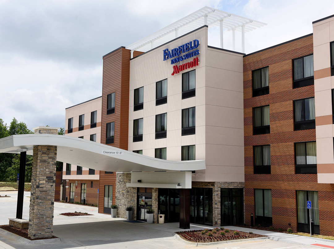Fairfield by Marriott Inn & Suites Omaha West主图