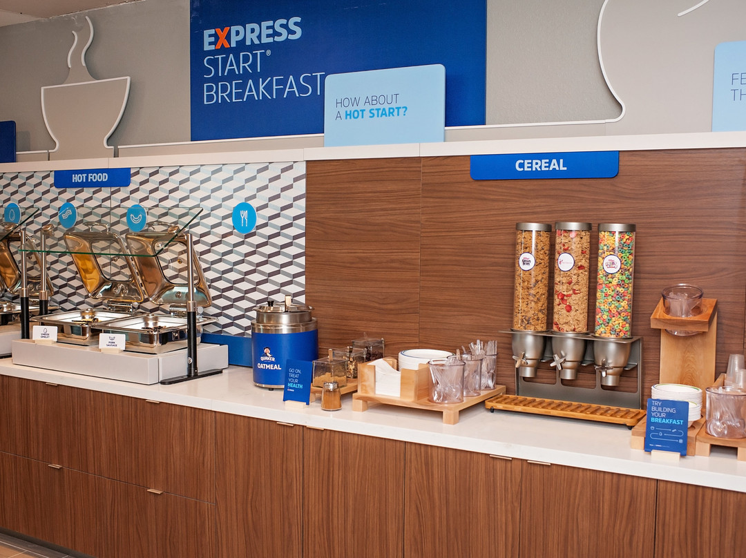 Holiday Inn Express & Suites Birmingham North - Fultondale By IHG主图