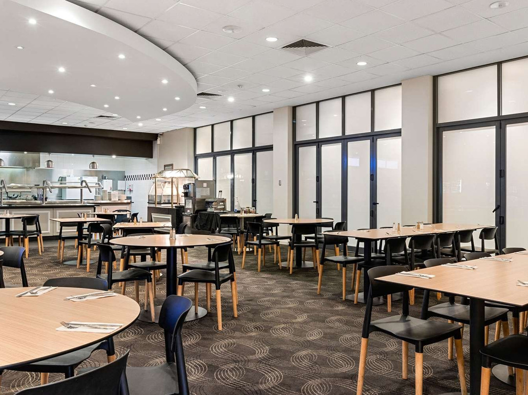 Quality Hotel Rules Club Wagga主图