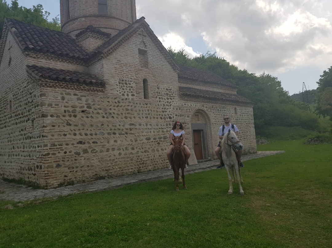 Living Roots Horse Ranch (Lost Ridge Ranch)-西格纳吉必去景点