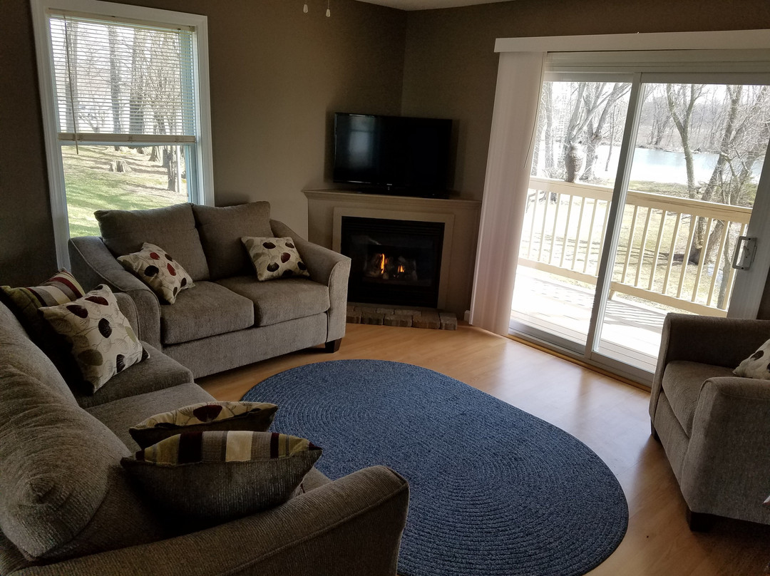 River's Edge Cottages & RV Park