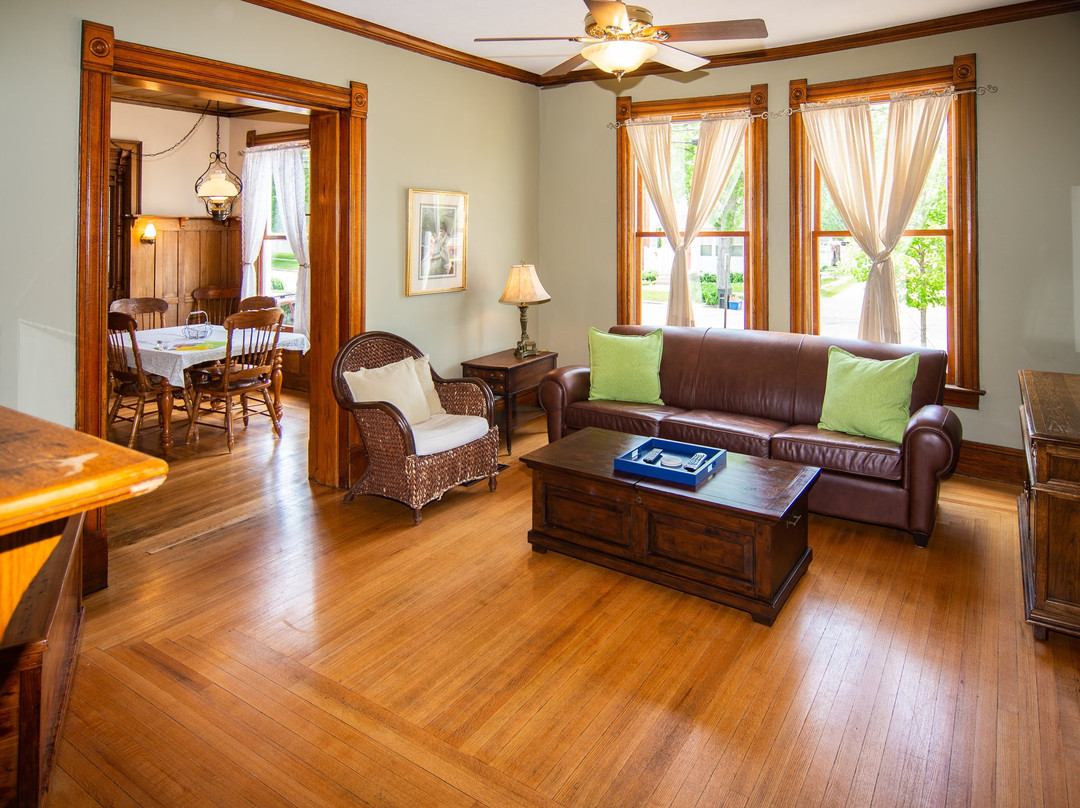 Serendipity Resort & Suites主图