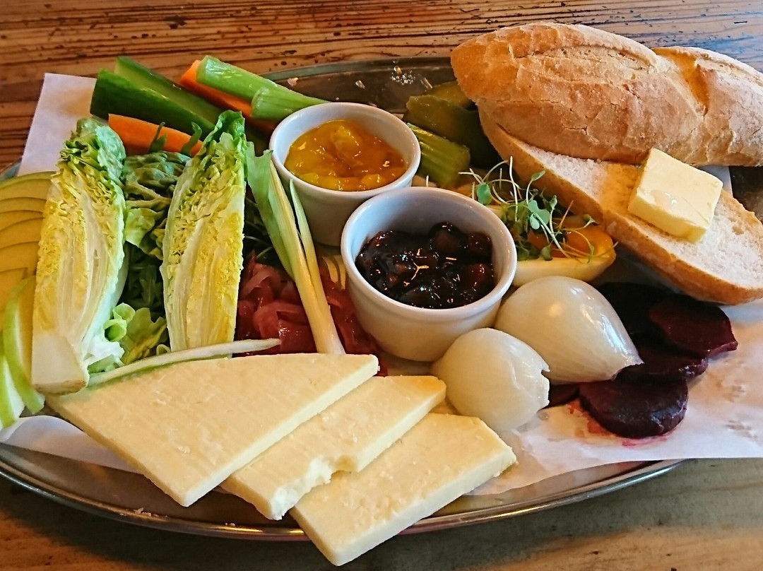 H W Davis Clothing-圣奥古斯丁必去景点