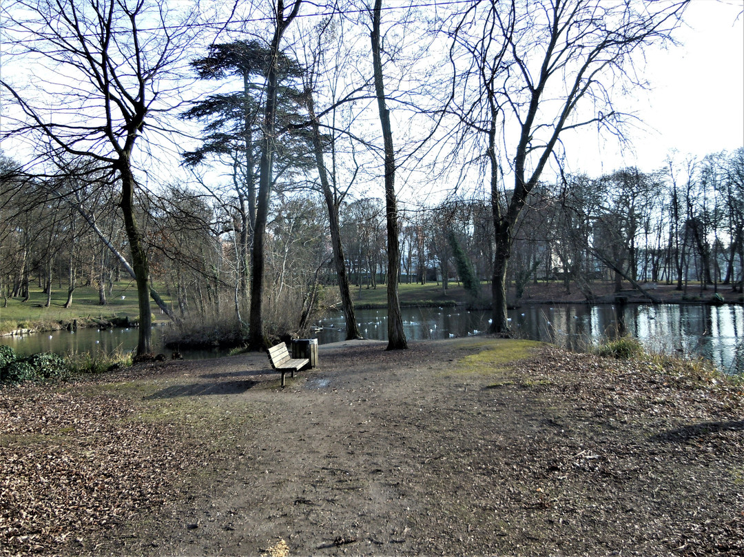 Le Parc De La Mairie景点图片
