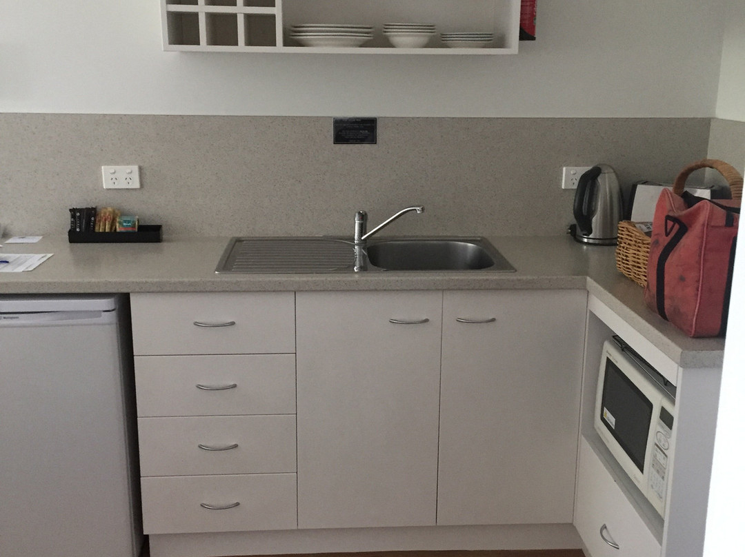 Elphin Serviced Apartments主图