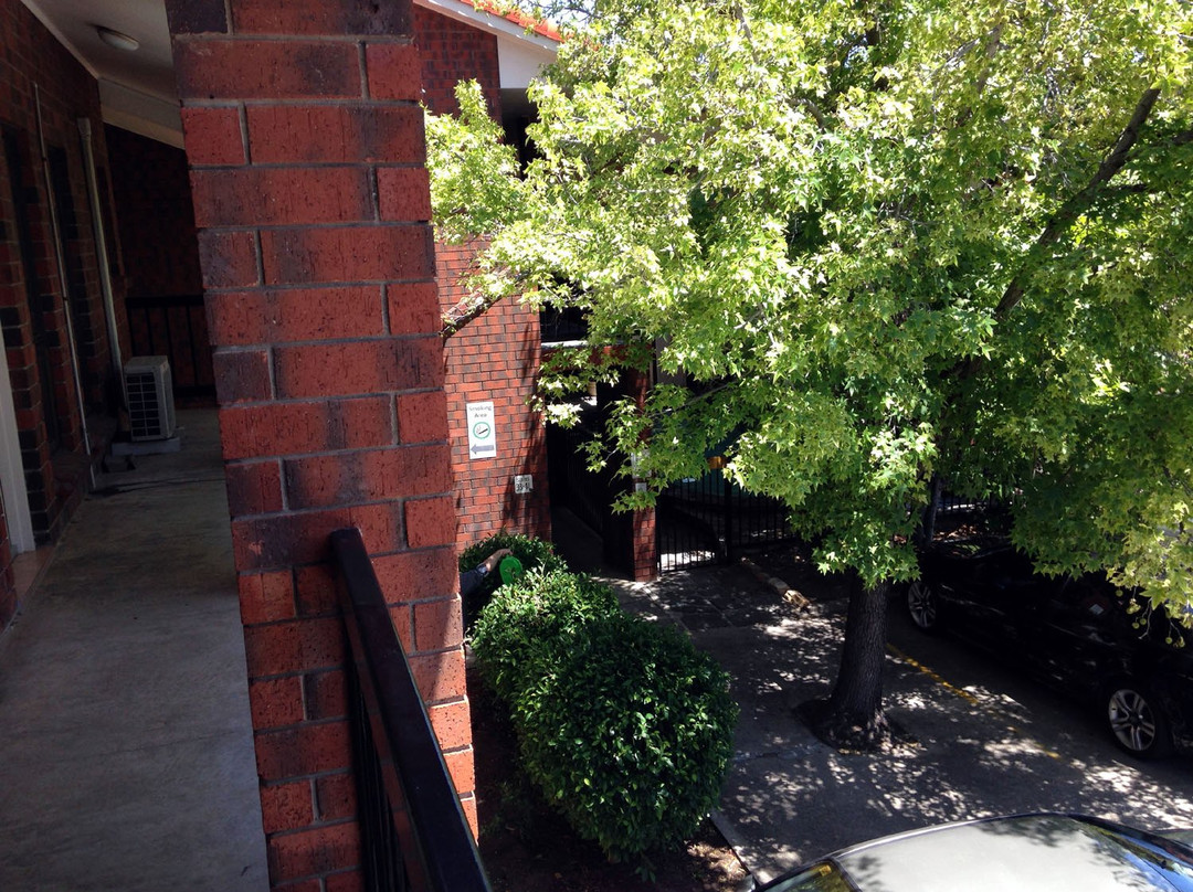 康福特索布瑞洛假日酒店主图