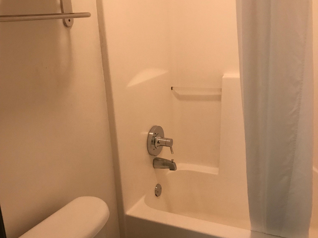 芝加哥奥黑尔机场速8酒店主图