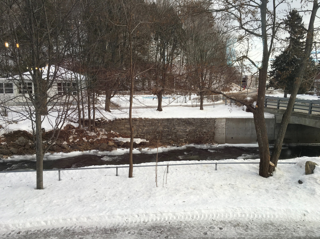 Auberge du Sault-a-la-Puce主图