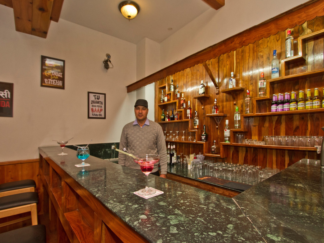 JJ By Vivaan Resort主图