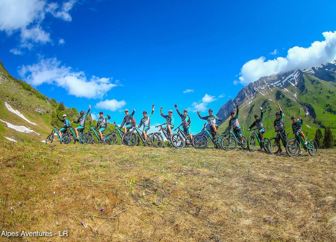 Alpes Aventures-La Giettaz必去景点