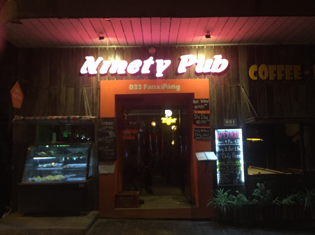 Ninety Pub & Bar