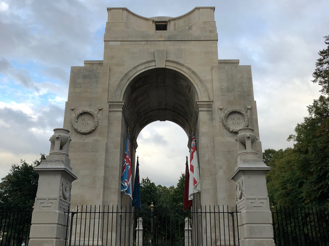 The Arch of Rememberance景点图片