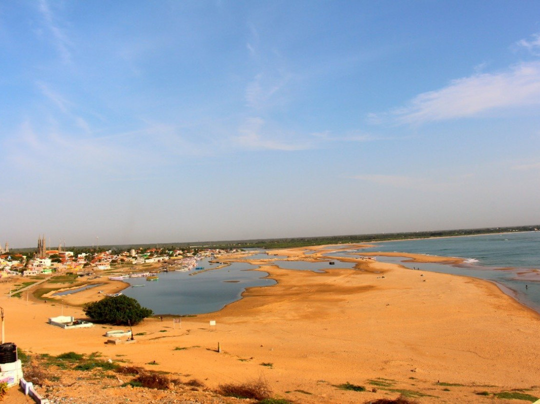 Manapad Beach景点图片