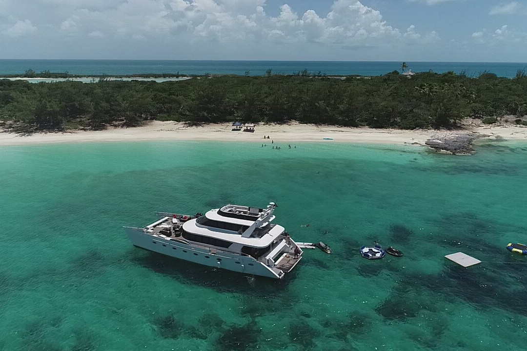 Atlantis Yacht Charters景点图片