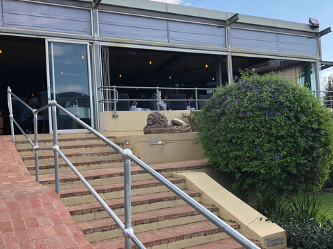 Cape Wine and Leisure Tours-斯泰伦博斯必去景点