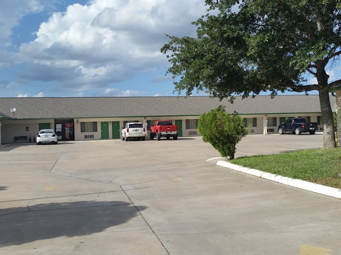 花园旅馆套房主图