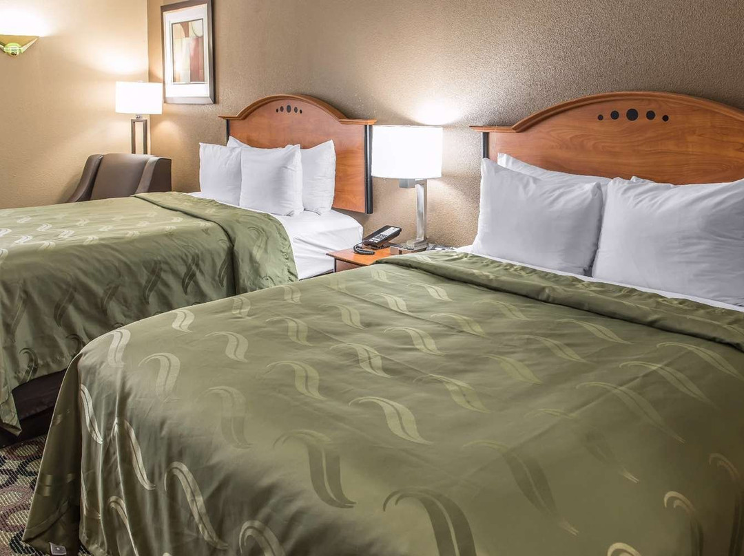 Quality Inn & Suites Columbus West - Hilliard主图