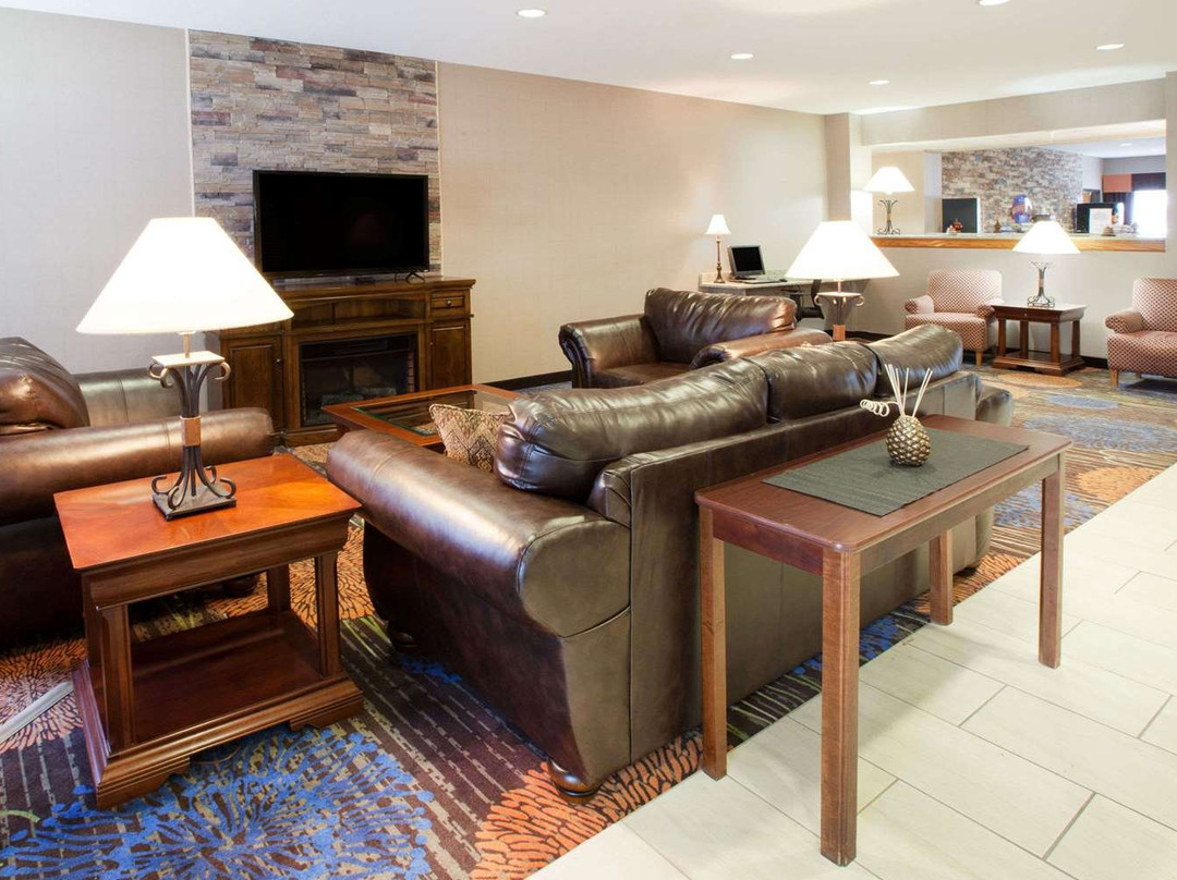 Baymont by Wyndham Auburn主图