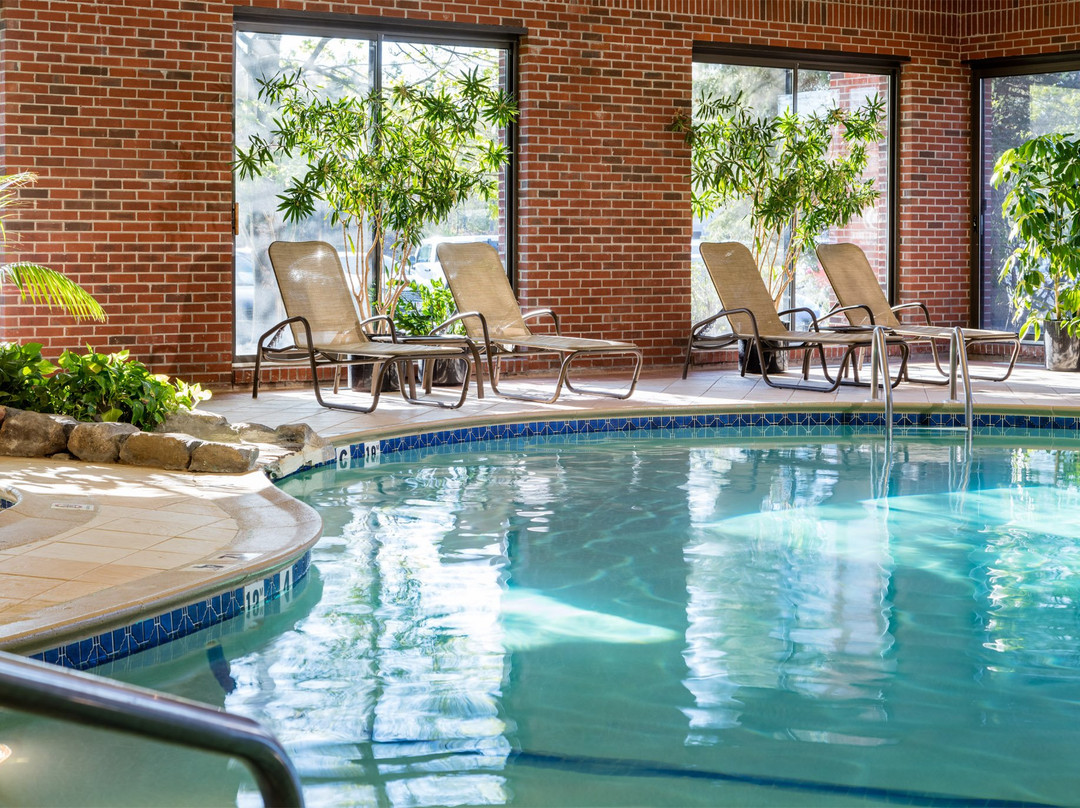 希尔顿逸林莱明斯特酒店主图