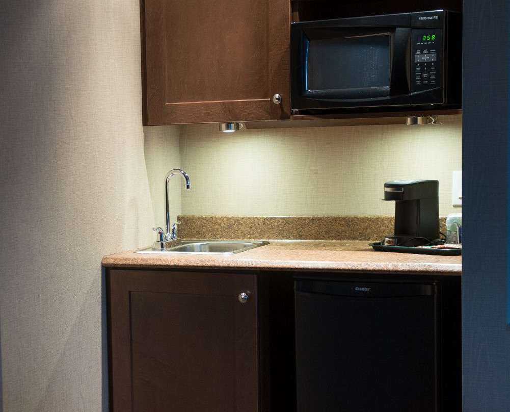 Marystown Hotel & Convention Centre主图