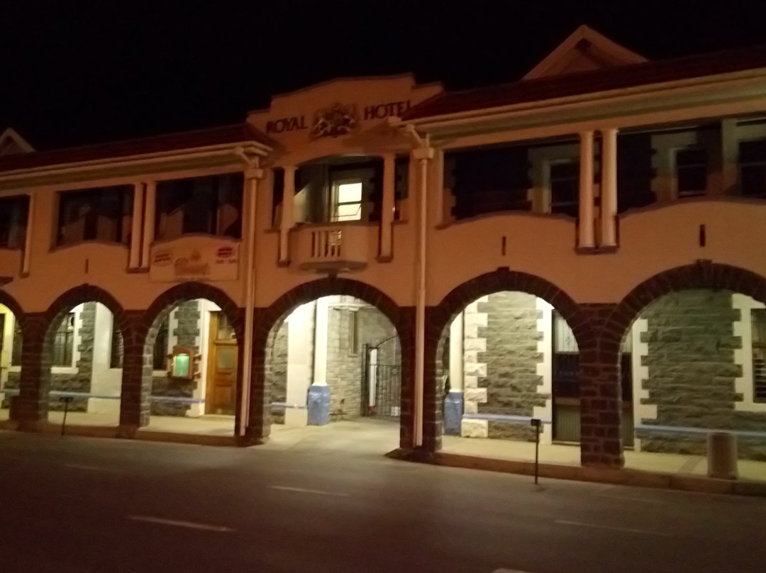 Royal Hotel主图