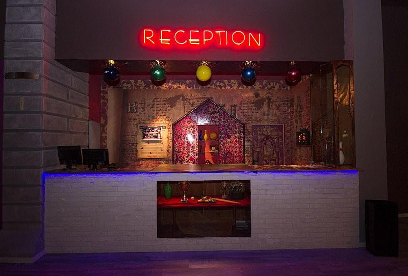 Excalibur Bowling Bar Pub-普罗夫迪夫必去景点