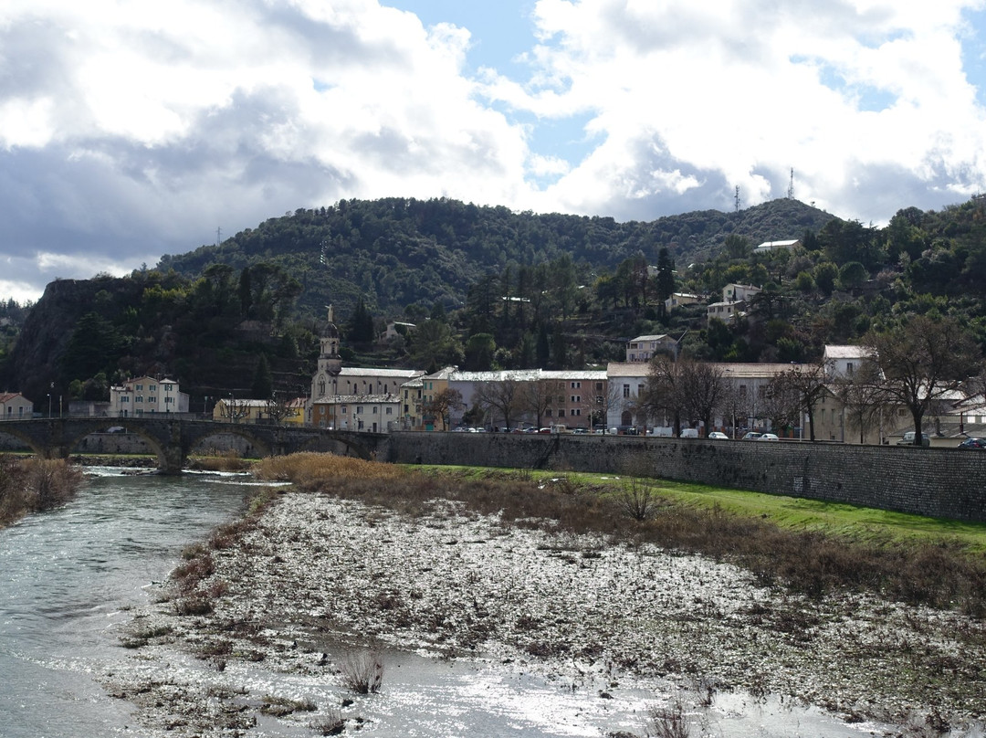 Pont de la Rochebelle-Ales必去景点