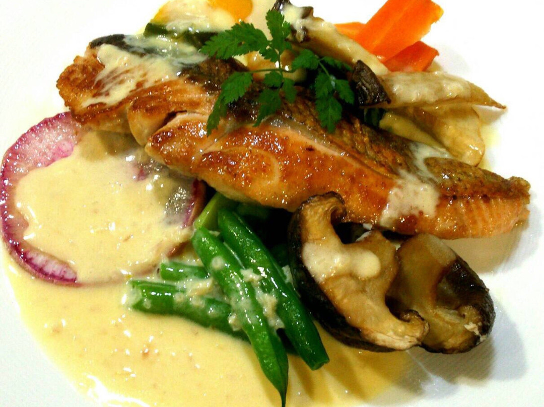 ビストロカシェ