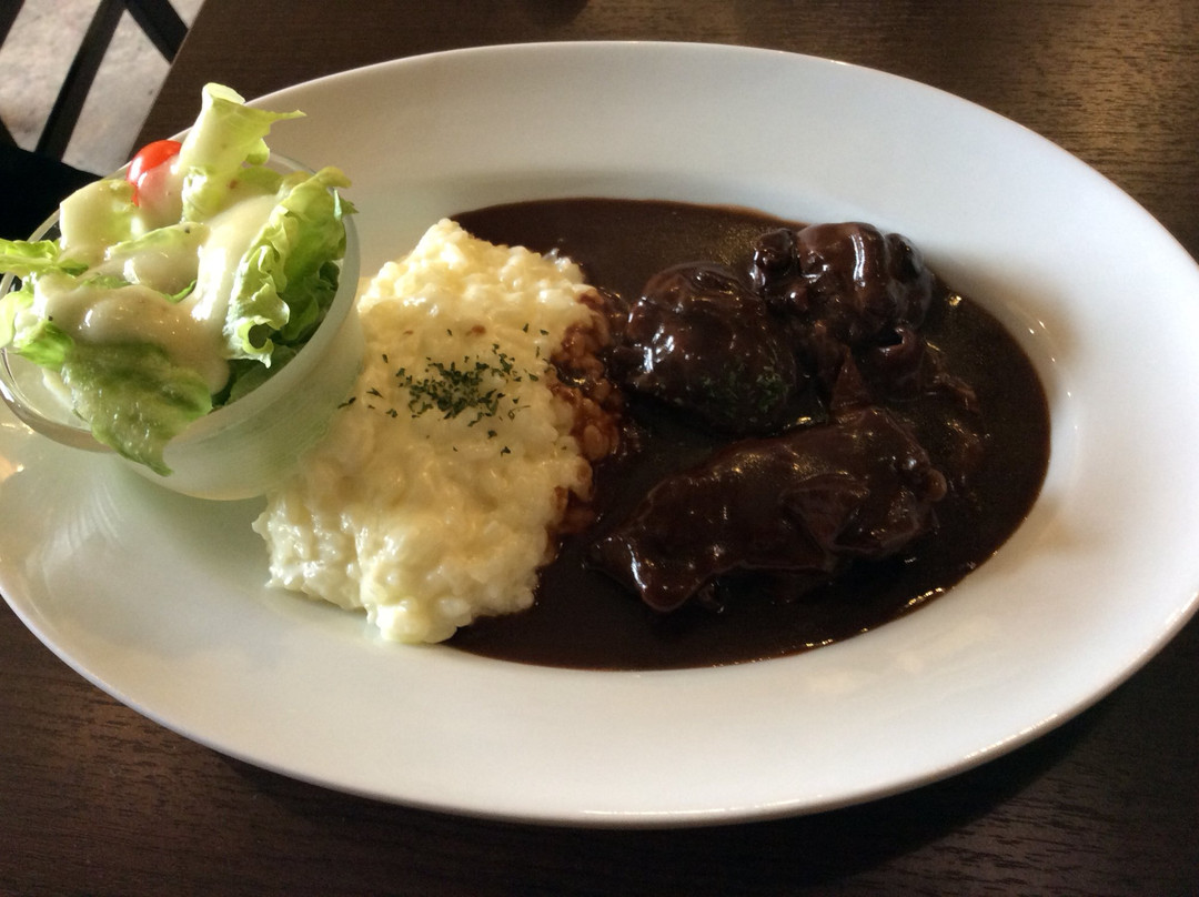 オステリア レアーレ