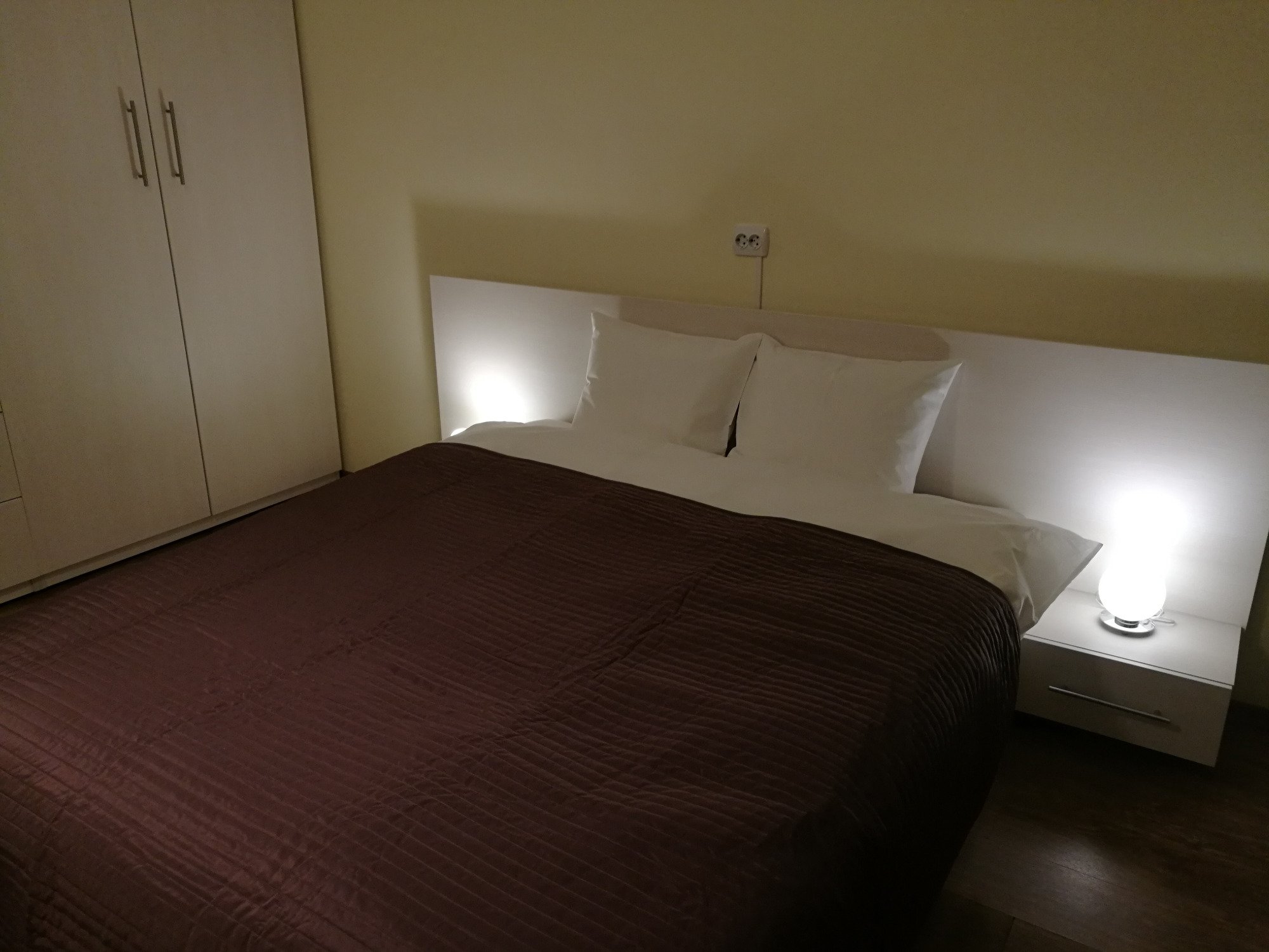 Camelia's Cozy Place-官方