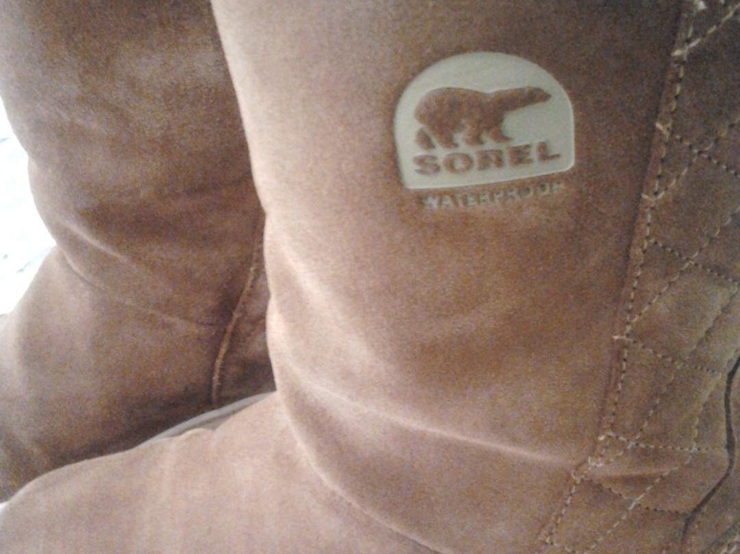 Insider Sportshop-图克斯必去景点