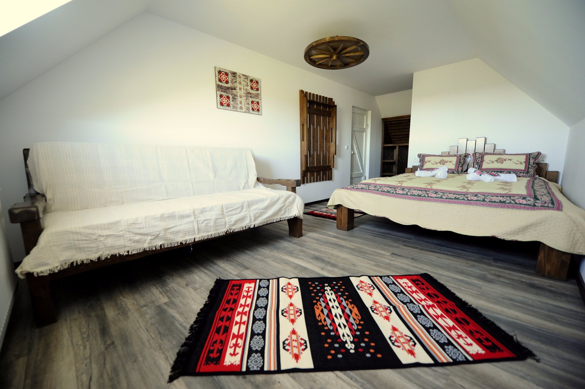 Pensiunea La Casa Maramureseana-官方