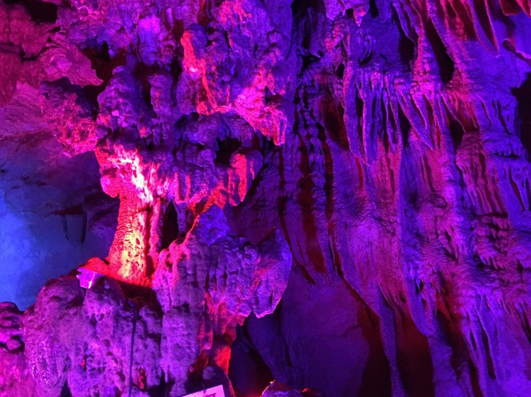 石龙洞旅游区景点图片