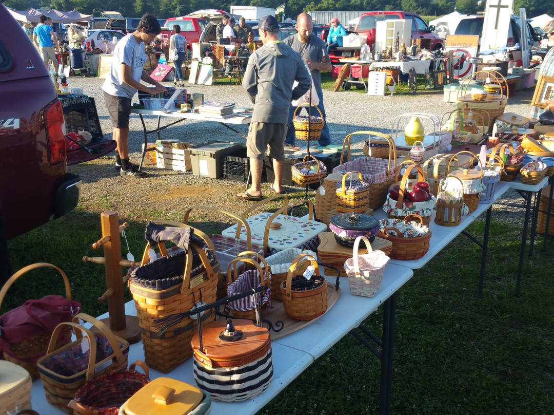 Williams Grove Farmers Flea Market-梅卡尼克斯堡必去景点