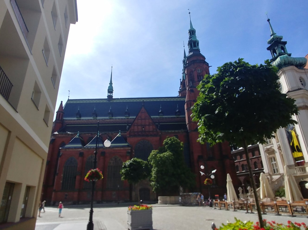 Katedra Legnicka Swietych Apostołow Piotra i Pawła-Legnica必去景点