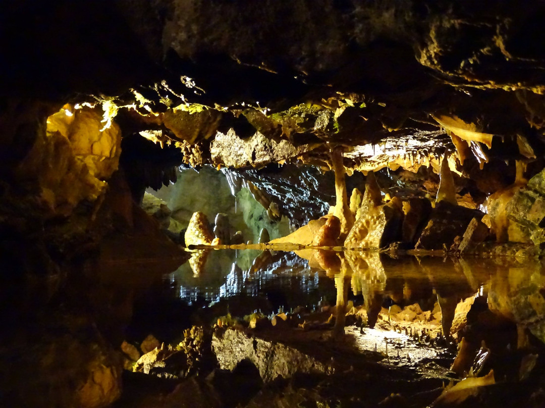 Cheddar Gorge & Caves景点图片
