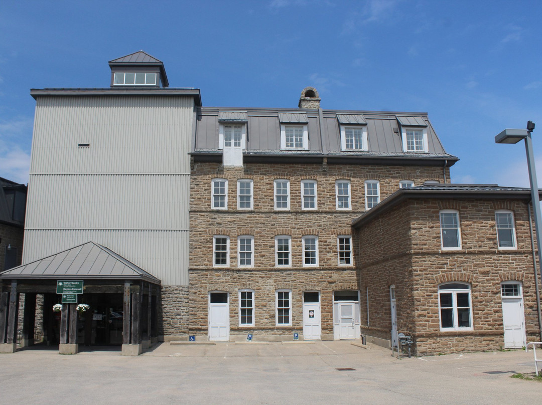 Rideau Canal Visitor Centre景点图片