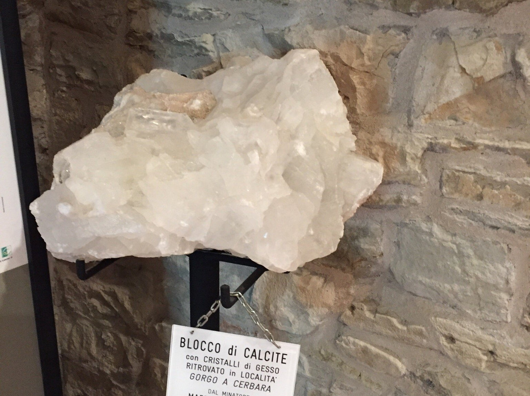 Palazzo Ubaldini-Apecchio必去景点