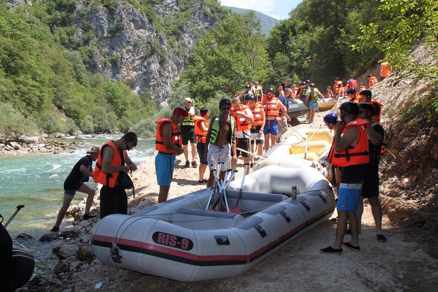 Rafting on Neretva景点图片