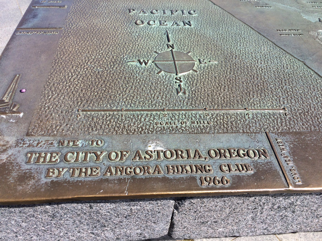 Phog Bounders Antique Mall-阿斯托里亚必去景点