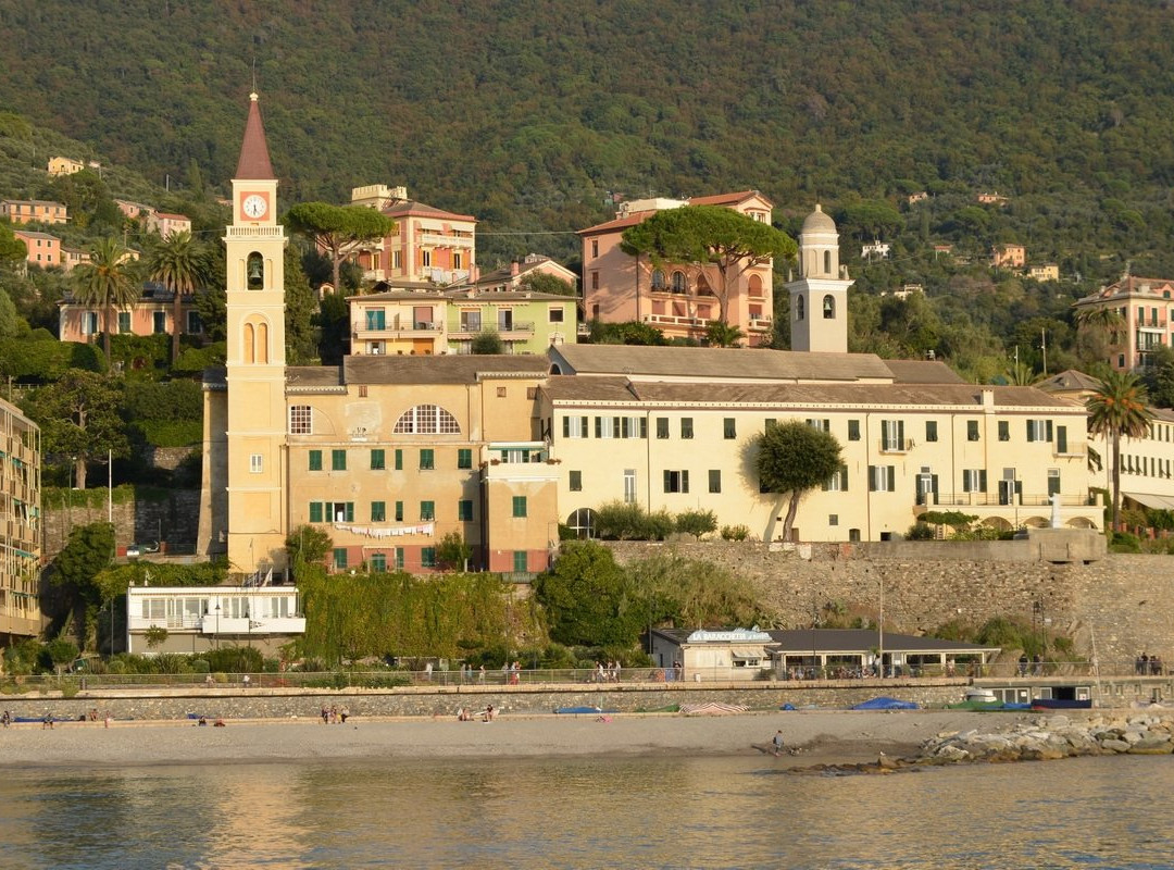 Chiesa di San Michele Arcangelo e del Santo Crocifisso-雷科必去景点