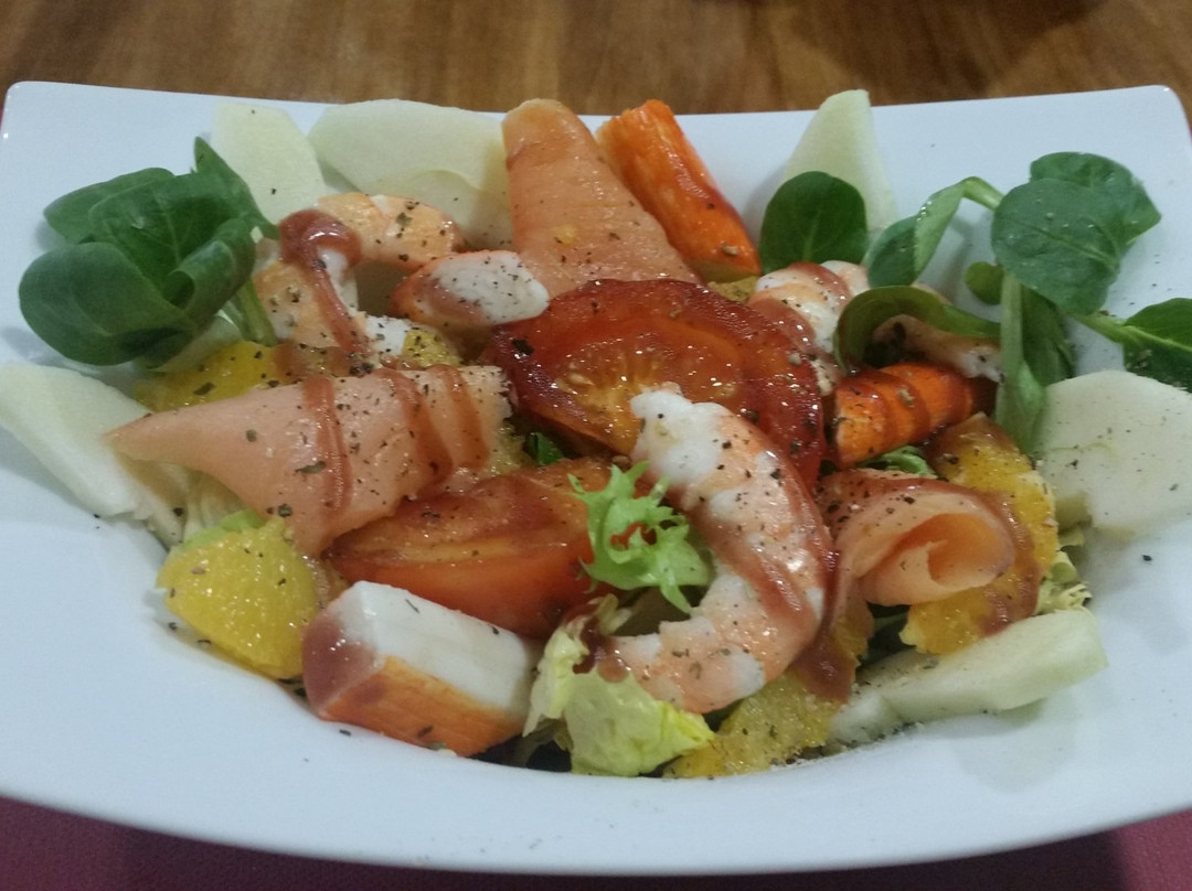 Sarah's Cafeteria / Restaurante